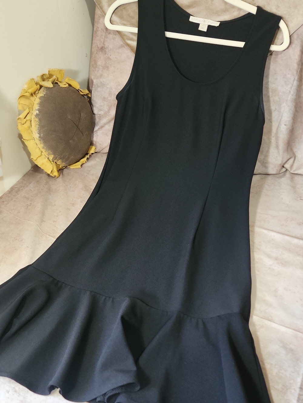 Boston Proper Black Scoop-Neck Ruffle-Hem Dress